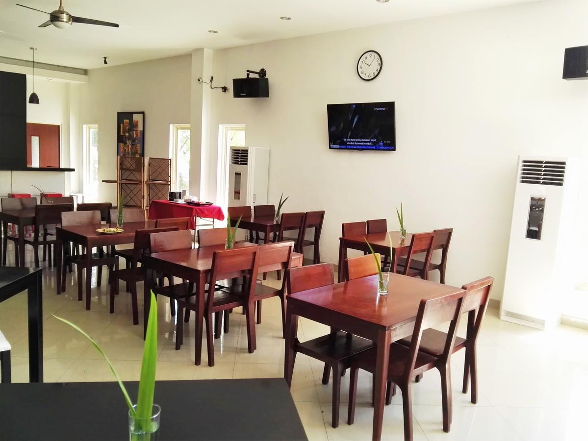 Hotel Transit Pasuruan Exteriér fotografie