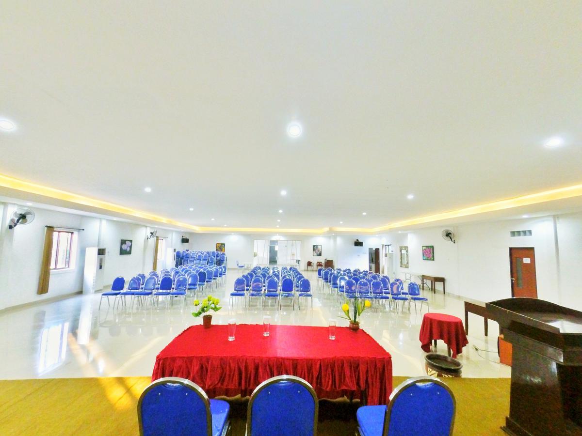 Hotel Transit Pasuruan Exteriér fotografie
